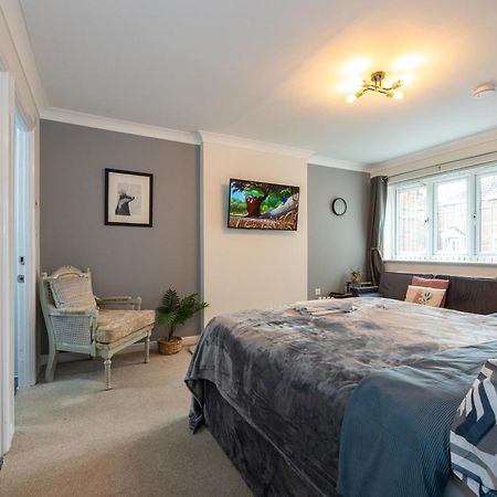 Airstays Apartment Wythenshawe Esterno foto